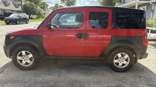 Reddit users challenge each other to find the most obscure cars for less than $5,000 in their area