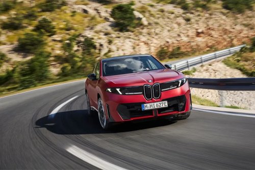 BMW, BMW’s Latest Neue Klasse EV Is the SUV-Coupe iX4