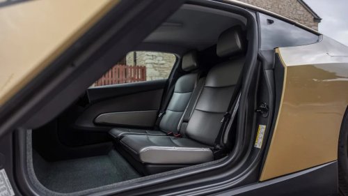 Tesla, Tesla Cybercab First Ride: What It’s Really Like to Use Tesla’s New Autonomous Taxi