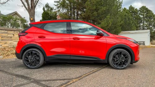 Chevy, 2027 Chevy Bolt's Base Price Drops to $27,745 If You Know Where to Shop