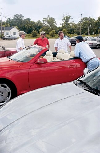 View Photos of the 2004 Luxury Convertibles
