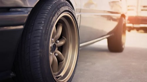 Why Some Tire Shops Refuse To Work On Cars With Wheel Spacers