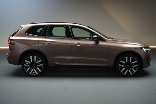 2028 Volvo XC60 Gets A Chiseled Facelift With More EV Range Than Any Other Plug-In Hybrid