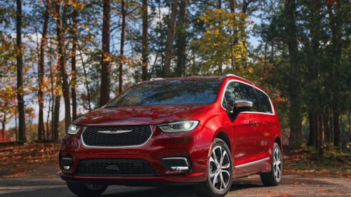 Chrysler Pacifica Pricier to Lease This June, But Still Affordable