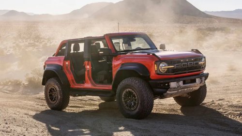 Ford Recalls 565,691 Bronco SUVs Over Potential Engine Fires