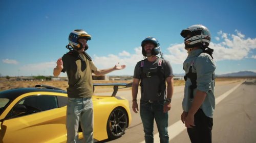 They Finally Filled The 'Three Guys In Cars' TV Show Vacuum