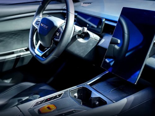 SUV, This Chinese SUV Has An AI Cockpit That Can Actually Control The Car