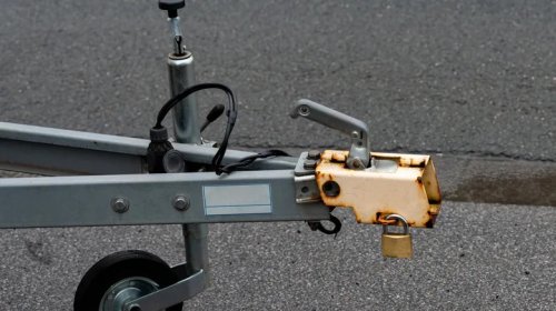 Should You Grease A Tow Ball Hitch?