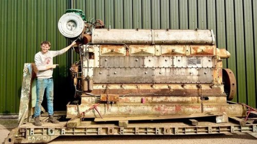 YouTuber Brings Giant 102.4 Liter Diesel Engine Back To Life After Years Of Rust & Inactivity