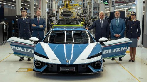 Lamborghini, 907 HP Lamborghini Joins Italy's Police Fleet For A Very Specific Purpose