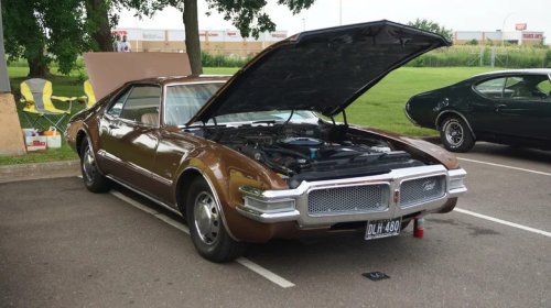 4 Old-School Land Yachts Packing More Power Than A Mustang Boss 302