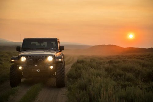 Stellantis Patent Adds Crash-Triggered Bumper Beacons For Rolled-Over Cars