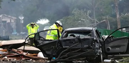 15 Photos of Nissan Altimas Being the Craziest Cars on the Road