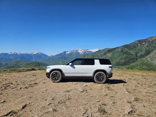 Rivian, Tested: The 2027 Rivian R2 Is Easy to Love