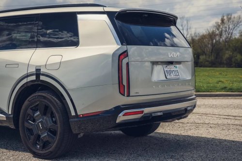 Kia, Kia Telluride, Toyota, Toyota Highlander, 2027 Kia Telluride vs. 2026 Toyota Grand Highlander: A Battle of Two Hybrid Three-Row SUVs