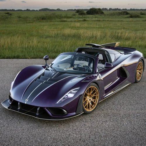 Ferrari’s Stunning GT Sports Car Is a Love Letter to Manual V12 Performance