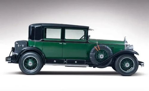 4 Notorious Gangster Cars Throughout History