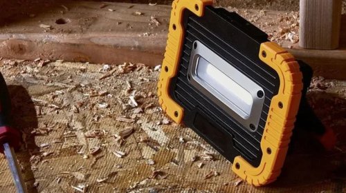 11 Practical Road Trip Gadgets You Can Buy At Harbor Freight