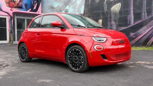 What's It Like To Live With A (Mostly) Free Fiat 500e For Two Years? These YouTubers Found Out