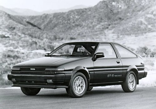 Top 10 Best Selling Cars of All Time