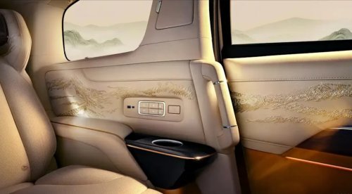 Buick, Buick Just Upped Its Luxury Minivan Game With the Century Black Gold Edition