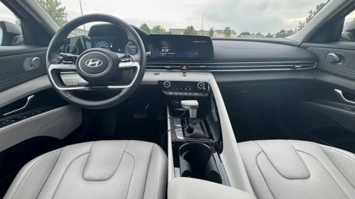 Hyundai Elantra Hybrid's May Lease Is One of the Best Deals Around