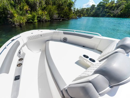 EdgeWater Boats Introduces the All-New 310SC