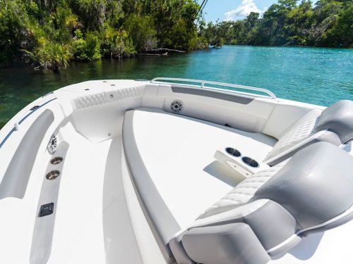 EdgeWater Boats Introduces the All-New 310SC