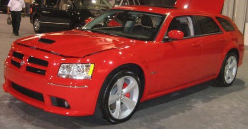 Dodge, Dodge Magnum, The Dodge Magnum Was the V8 Wagon America Didn't Deserve, and We're Still Mad It Died