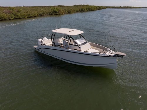 Boat Test: 2026 Navan T30