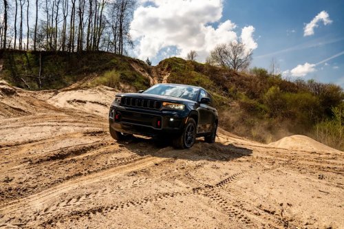 2027 Jeep Grand Cherokee Trailhawk and Overland Are Back With New Engine and Updated Off-Road Gear