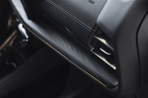 View Interior Photos of the 2027 Chevy Traverse High Country