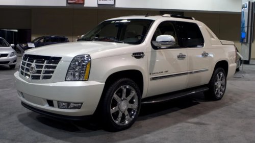 Cadillac, What Years Did Cadillac Make The Escalade EXT Pickup Truck? (And Why It Was Discontinued)