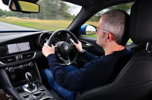 Alfa Romeo, Dacia, How to buy an Alfa Romeo Giulia for the price of a Dacia Spring