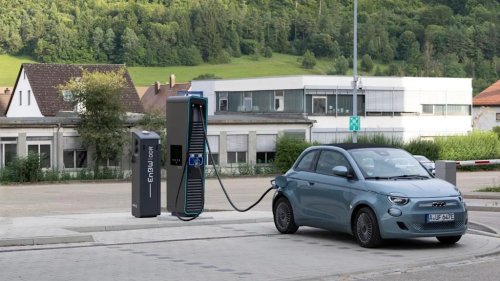 Tesla, 5 Lower-Priced EVs Tesla Shoppers Should Not Ignore
