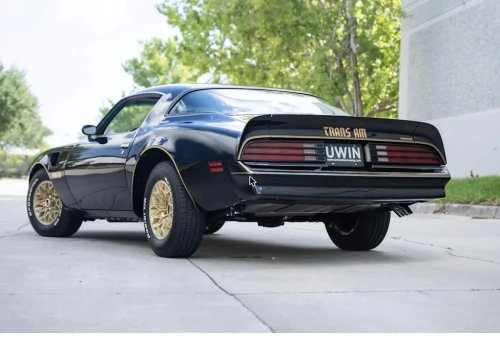 Pontiac, Motorious Readers Get More Entries To Win This Burt Reynolds-Autographed 1977 Pontiac Trans Am