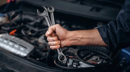 12 Downsides Of Daily Driving A Sports Car