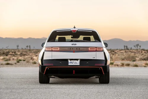 Hyundai, Hyundai Ioniq, Hyundai Ioniq 5, Kia, Kia EV6, Hyundai Ioniq 5 Vs. Kia EV6 Sales: It's Not Even Close