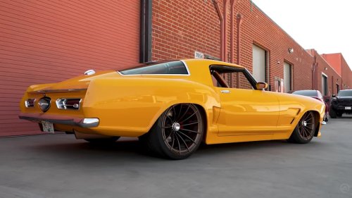 Buick, Ridiculous $3-Million Buick Riviera Has 900 HP And Gets Driven Flat Out