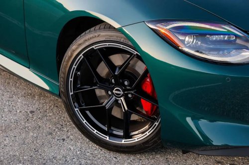 Nissan, Nissan Z, The Nissan Z Costs Americans $9,000 More Than Canadians