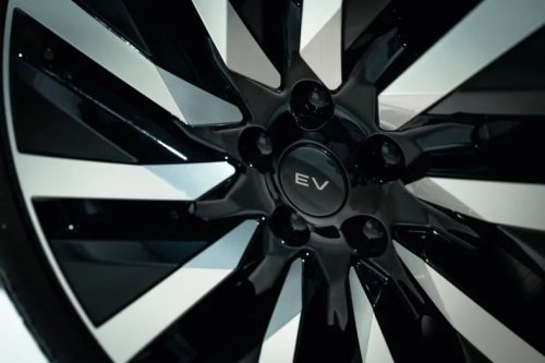 Range Rover, Rover, SUV, I Drove the Range Rover Electric Luxury SUV and This is What You’ll Love About It