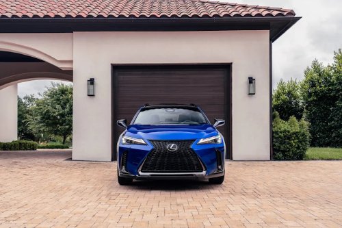 Lexus, SUV, Lexus's Cheapest SUV May Be On Its Last Legs