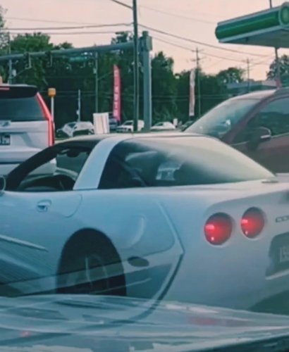 SUV, Corvette Driver Blocks SUV From Entering Traffic, Sparks Viral Debate Over Who Was Wrong