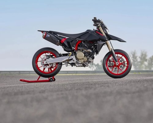 Ducati’s Lightweight Hooligan Moto Just Got a Dose of Refined Stealth