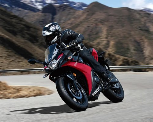 Suzuki, Suzuki Is Priming Its Small, Affordable Street Moto for Some Big-Bike Gains