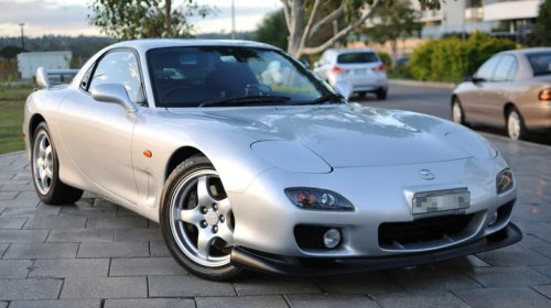 These Are Your Favorite Japanese Bubble Cars