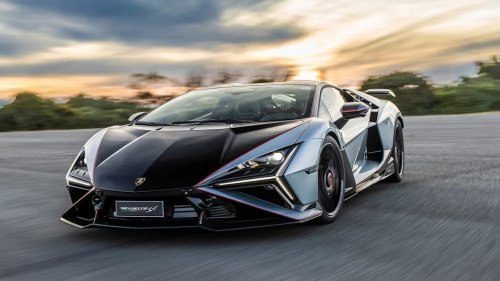 Lamborghini Says It Has No Current Plans for a Manual Transmission