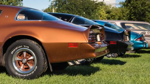 Chevy, Pontiac, Are The Chevy Camaro & Pontiac Firebird Actually The Same Car?