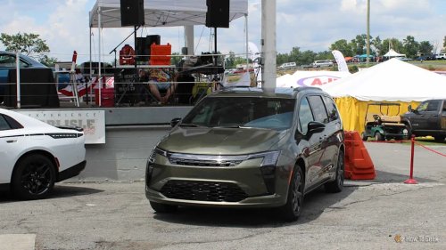 Chrysler, SUVs still can’t beat the minivan Chrysler invented 40 years ago