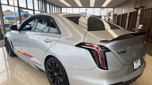 Cadillac, This New Cadillac CT4-V Blackwing Is Two Years Old With Nearly $11K Off